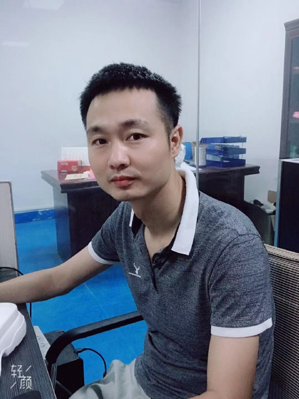 不忘初心的第一张照片--桂林相亲服务中心