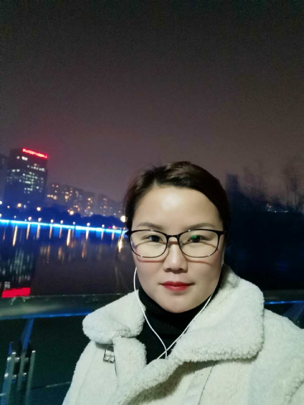 小英的第一张照片--桂林相亲服务中心