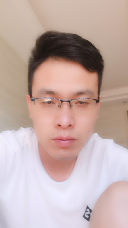 携一人白首的第一张照片--桂林相亲服务中心