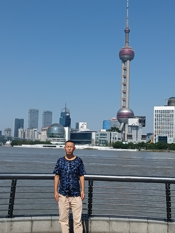 伪装浪漫的第一张照片--桂林相亲服务中心