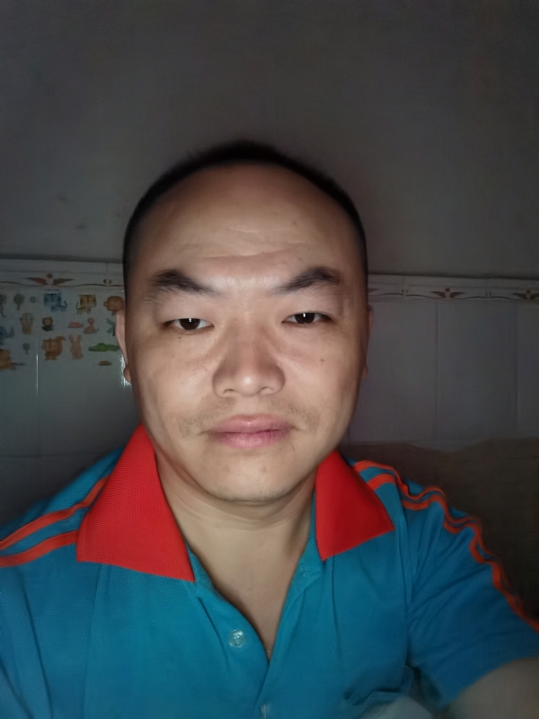 与子携老的第二张照片--桂林相亲服务中心