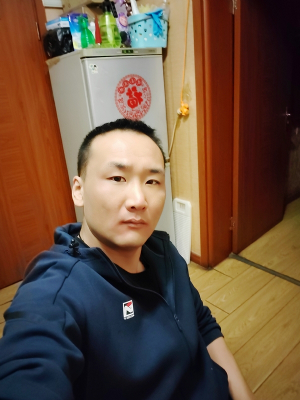 子昂的第一张照片--桂林相亲服务中心