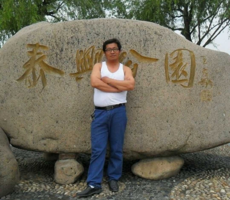 黑哥的第一张照片--桂林相亲服务中心