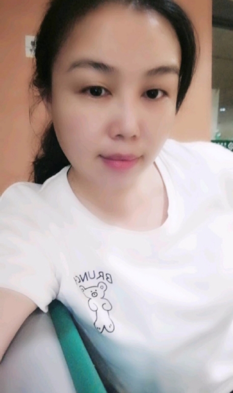 淡淡的云的第四张照片--桂林相亲服务中心