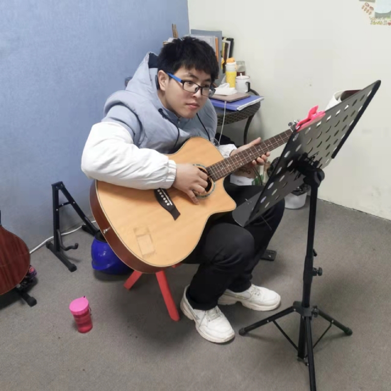 连城诀的第一张照片--桂林相亲服务中心