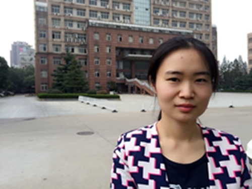 女儿征婚的第一张照片--桂林相亲服务中心