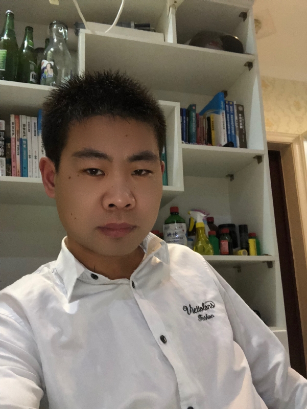 取经年的第二张照片--桂林相亲服务中心
