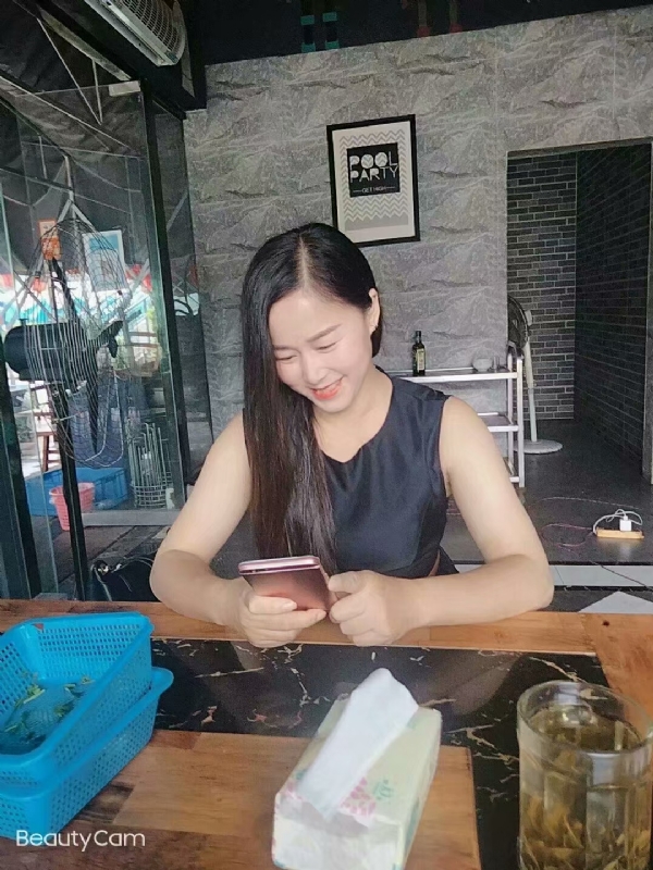 如不坚强弱给谁看的第一张照片--桂林相亲服务中心