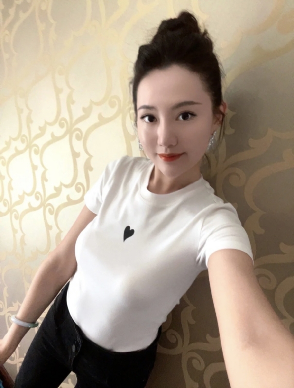 雨熙的第一张照片--桂林相亲服务中心