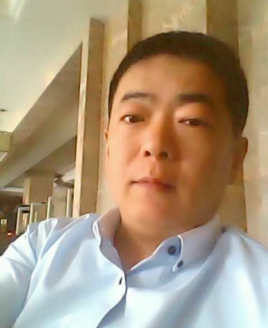落叶随风的第一张照片--桂林相亲服务中心