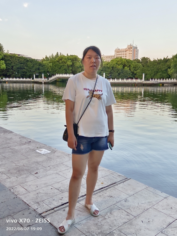 幸福触手可及的第一张照片--桂林相亲服务中心