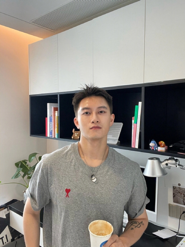 月光之下的第二张照片--桂林相亲服务中心