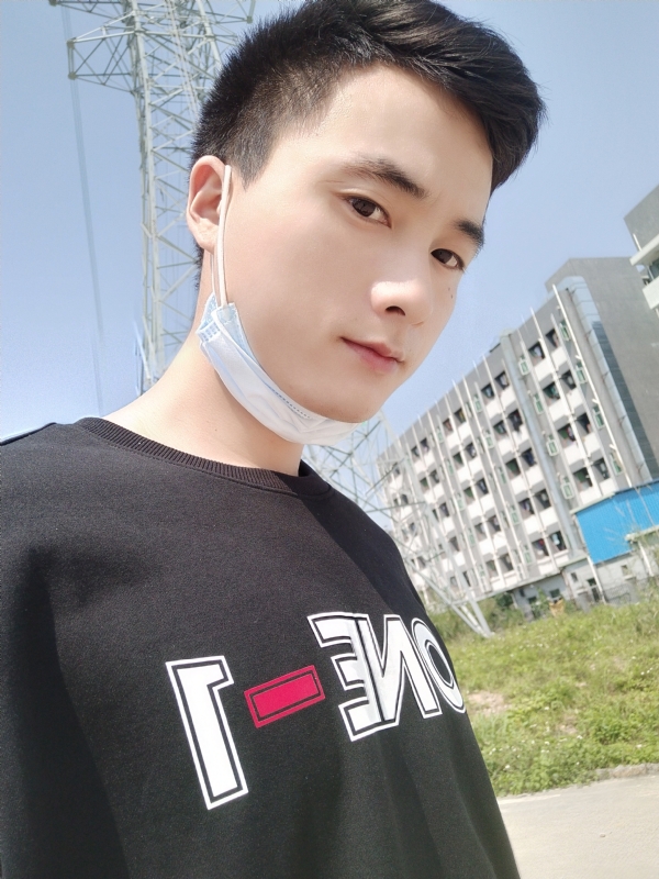 何凡的第一张照片--桂林相亲服务中心