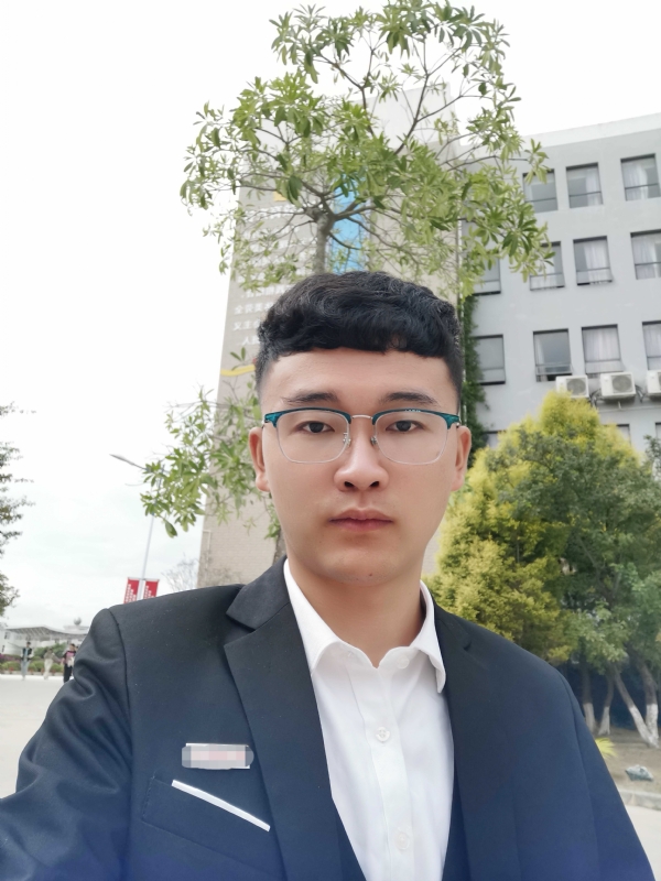 毓文的第二张照片--桂林相亲服务中心