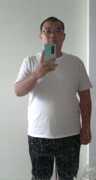 佛系胖子的第一张照片--桂林相亲服务中心