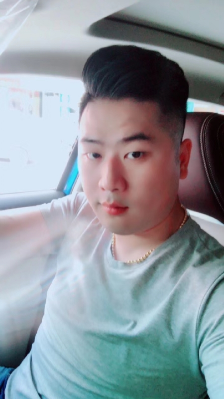 爱吃冰西瓜的猪的第一张照片--桂林相亲服务中心