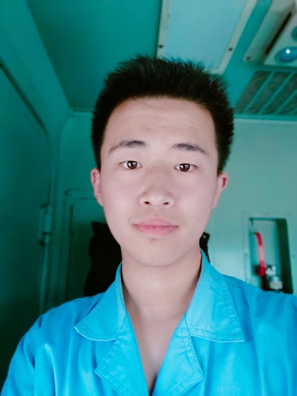 生而为人的第一张照片--桂林相亲服务中心