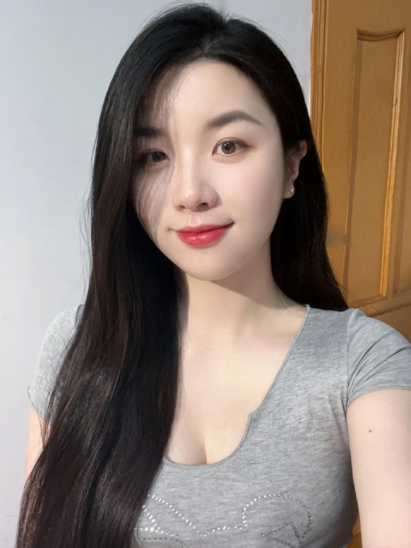 乔乔在寻爱的第一张照片--桂林相亲服务中心