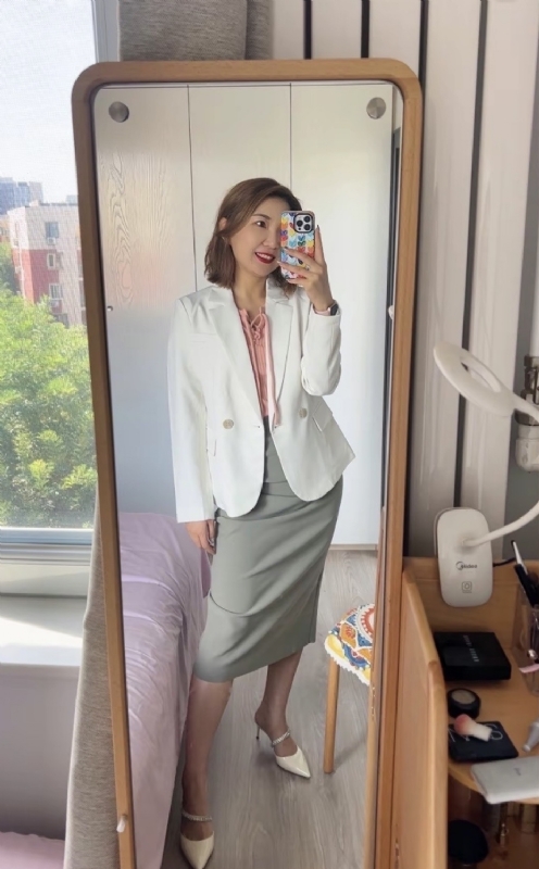 丽波的第三张照片--桂林相亲服务中心