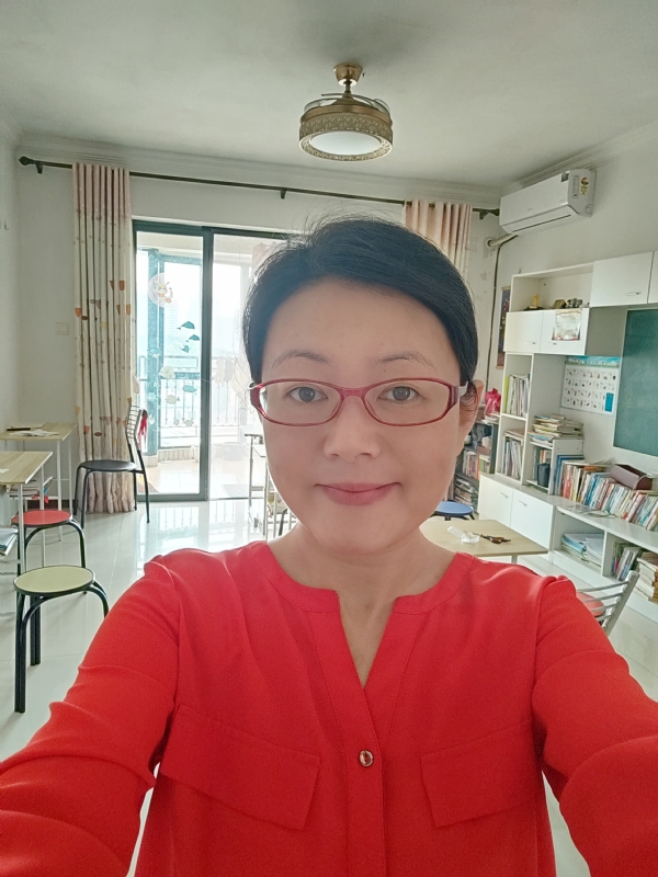 丽华的第二张照片--桂林相亲服务中心