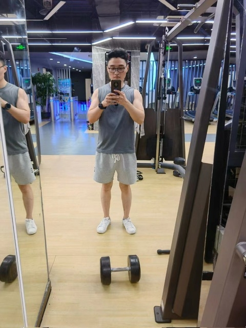 超哥的第二张照片--桂林相亲服务中心