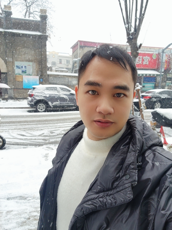 寻找合适伴侣的第一张照片--桂林相亲服务中心