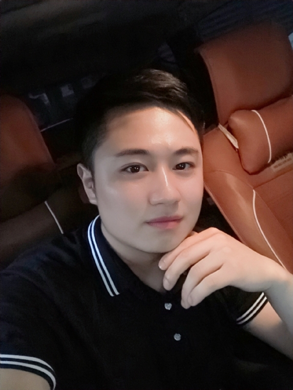 生活再继续的第一张照片--桂林相亲服务中心