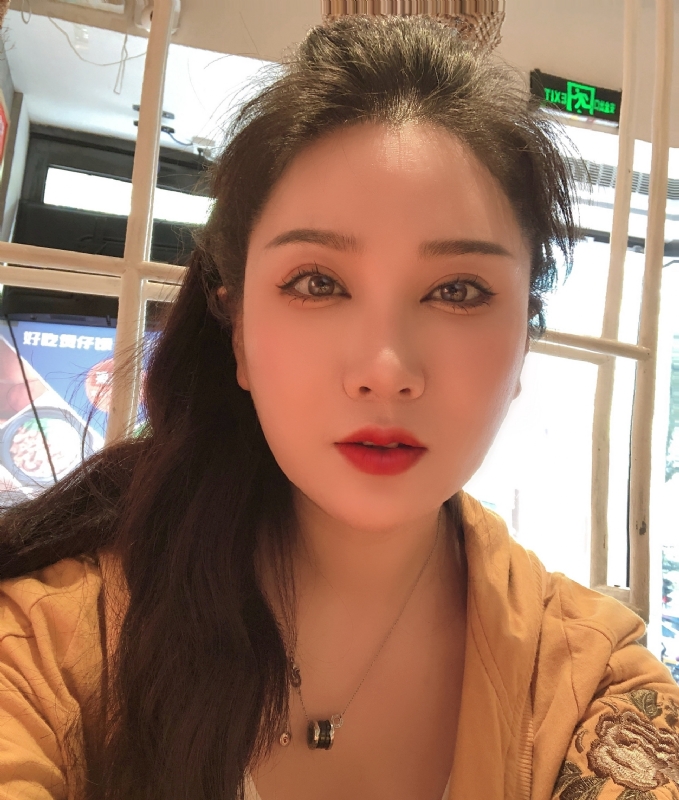 琳达的第二张照片--桂林相亲服务中心