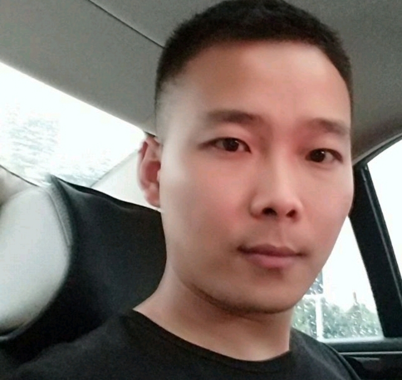 李先生的第二张照片--桂林相亲服务中心