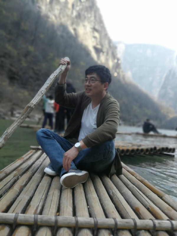 风被吹走了的第一张照片--桂林相亲服务中心