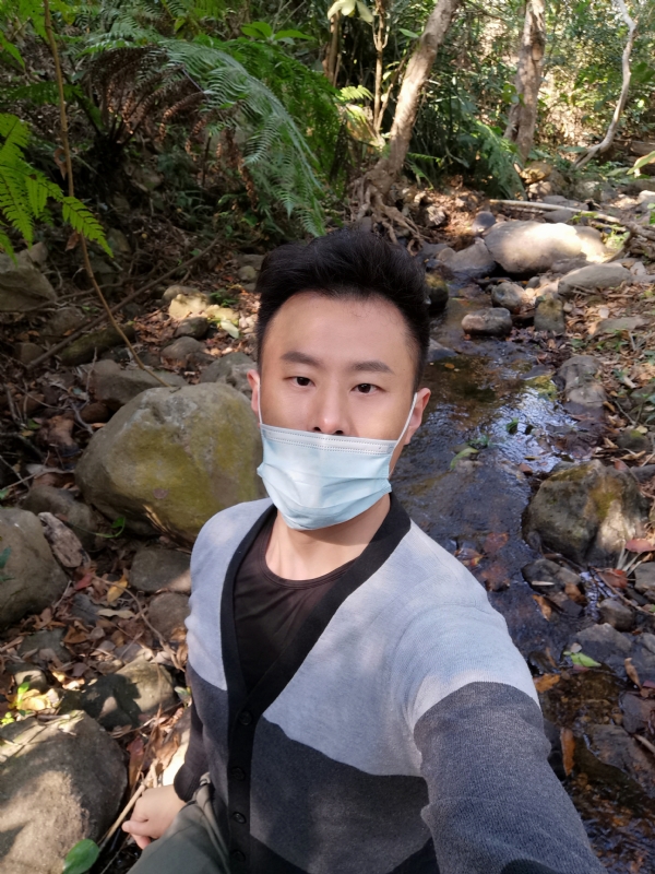 Rock的第一张照片--桂林相亲服务中心