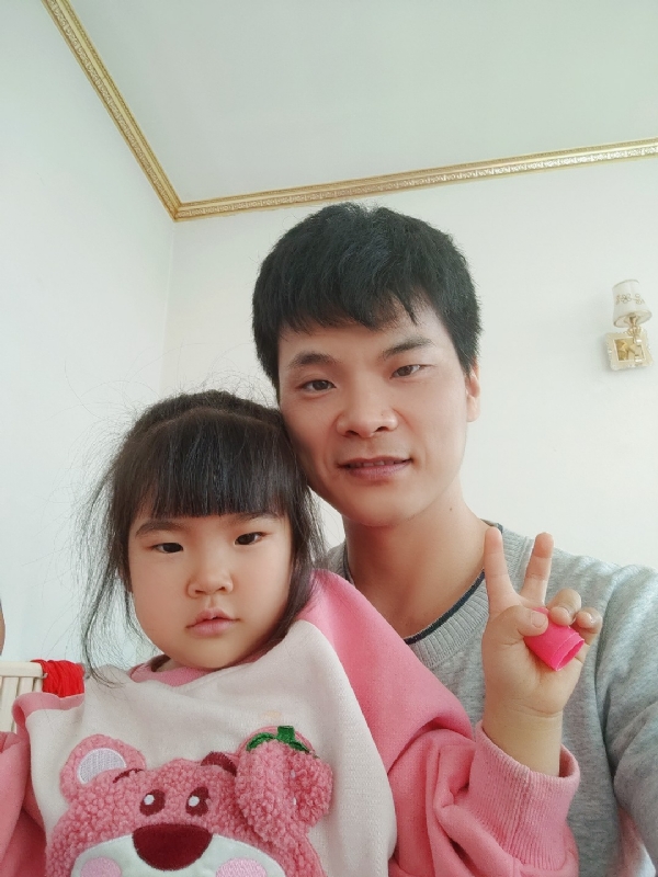 离异脱单的第一张照片--桂林相亲服务中心