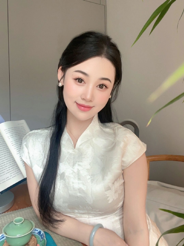 小慧的第一张照片--桂林相亲服务中心