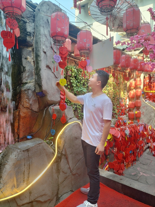 时间不语的第一张照片--桂林相亲服务中心
