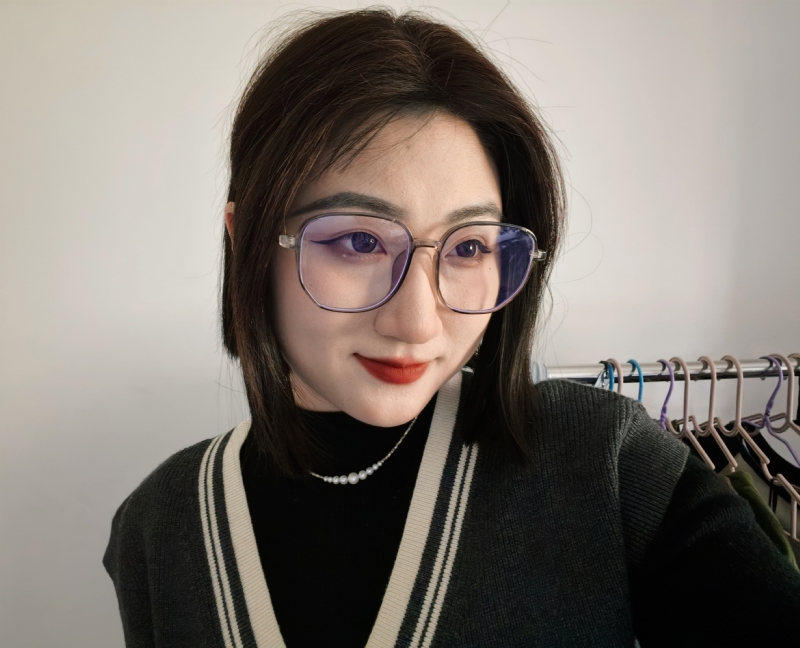 Helen的第二张照片--桂林相亲服务中心