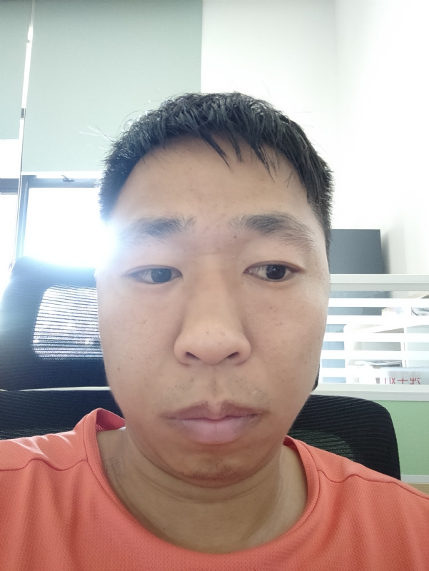 龚先生的第一张照片--桂林相亲服务中心