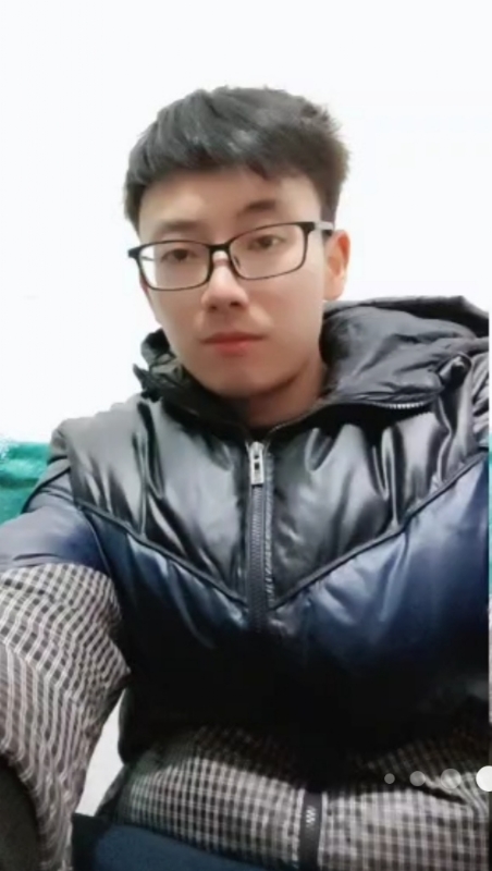 吐泡泡的小鱼的第一张照片--桂林相亲服务中心