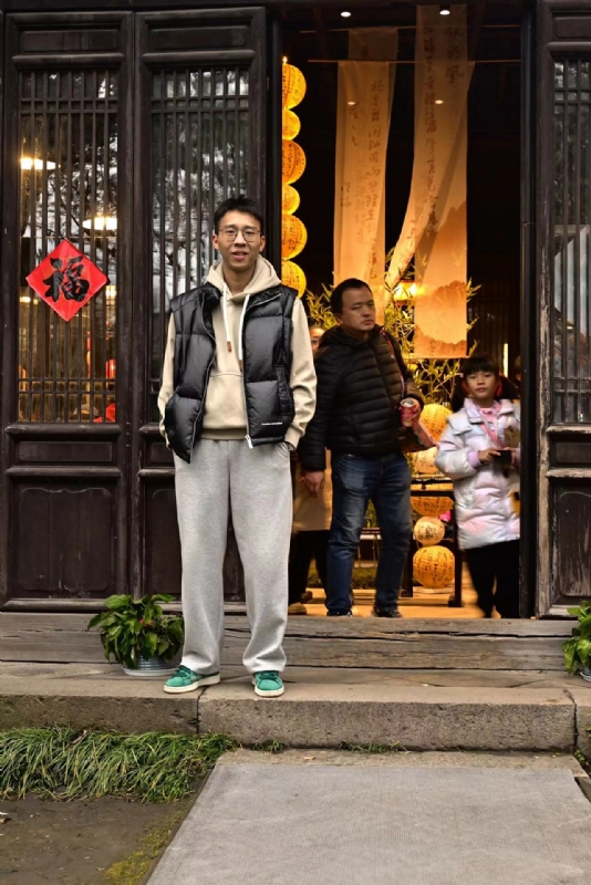 浦江小后生的第一张照片--桂林相亲服务中心