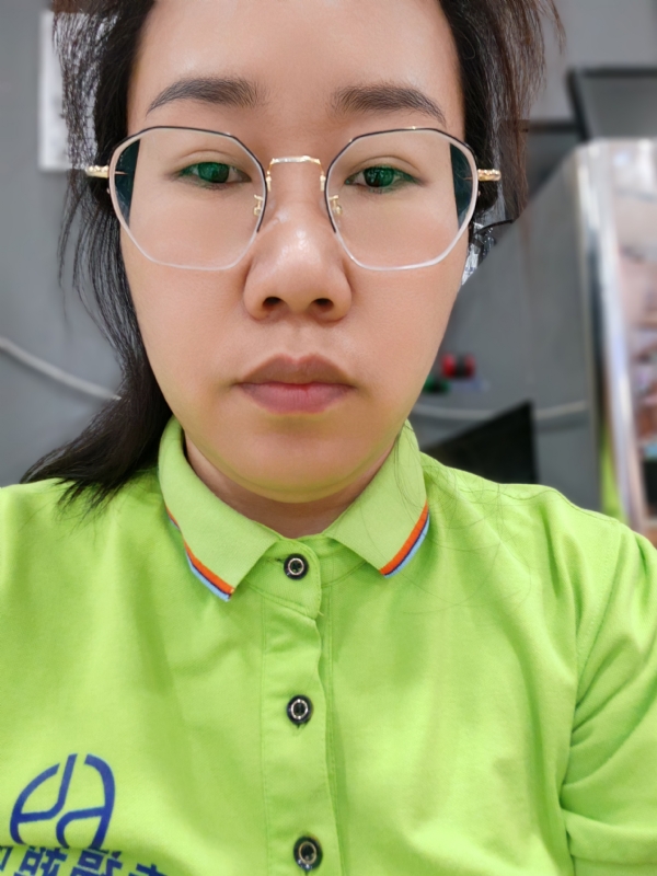 麻花小辫的第一张照片--桂林相亲服务中心