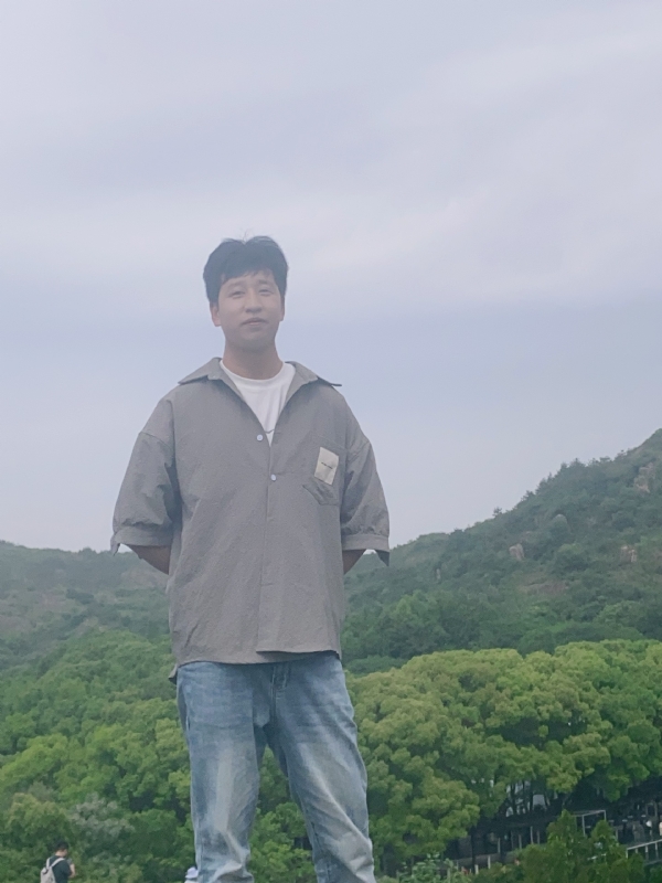 渐行渐远的第二张照片--桂林相亲服务中心