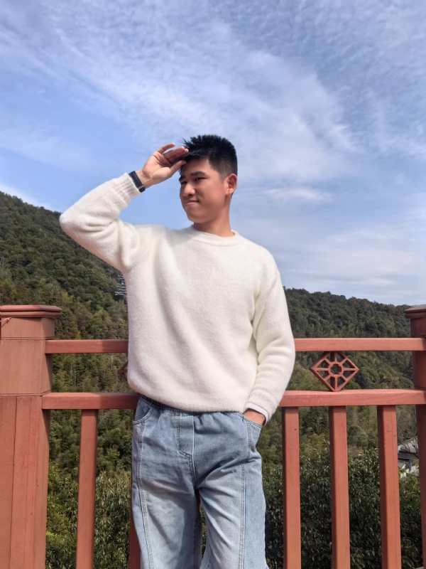 颜SEME的第一张照片--桂林相亲服务中心