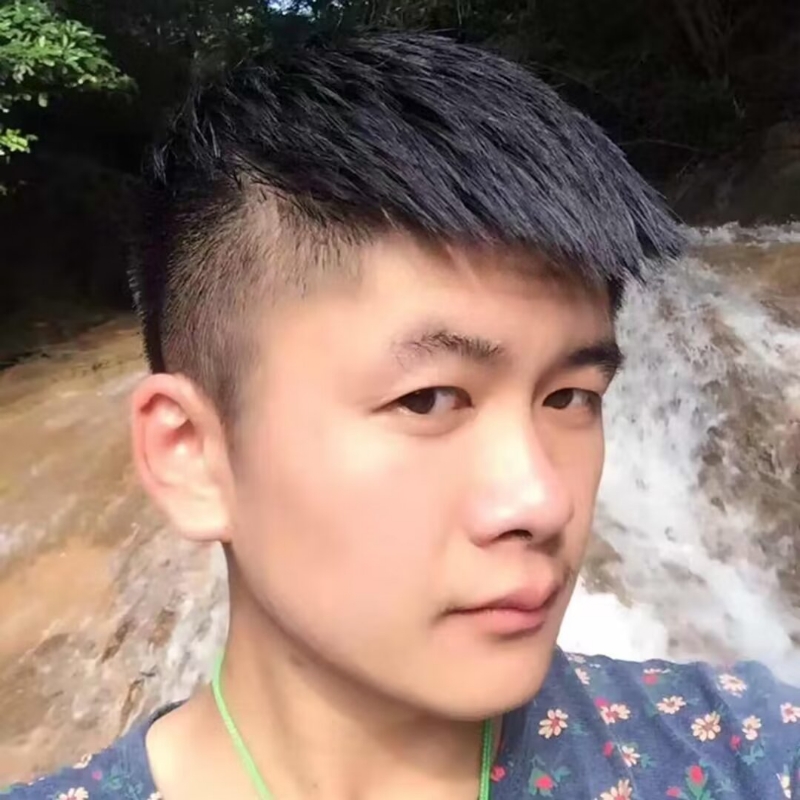 微笑的第一张照片--桂林相亲服务中心