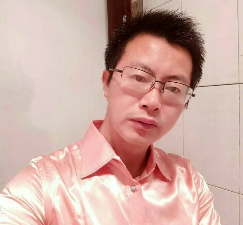 亮亮的第一张照片--桂林相亲服务中心