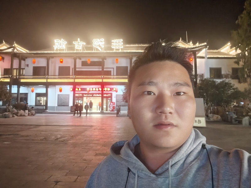 小鹿艾克的第一张照片--桂林相亲服务中心