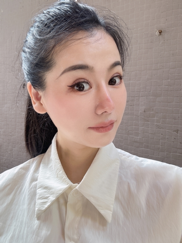 金莉的第二张照片--桂林相亲服务中心