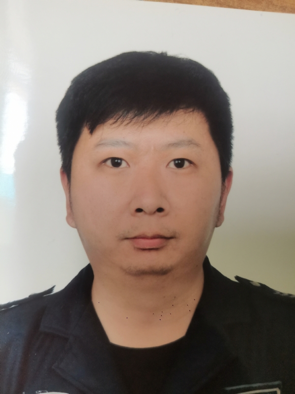 吕嘉的第一张照片--桂林相亲服务中心