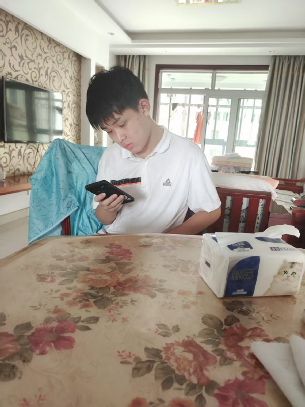 铁在烧的第一张照片--桂林相亲服务中心