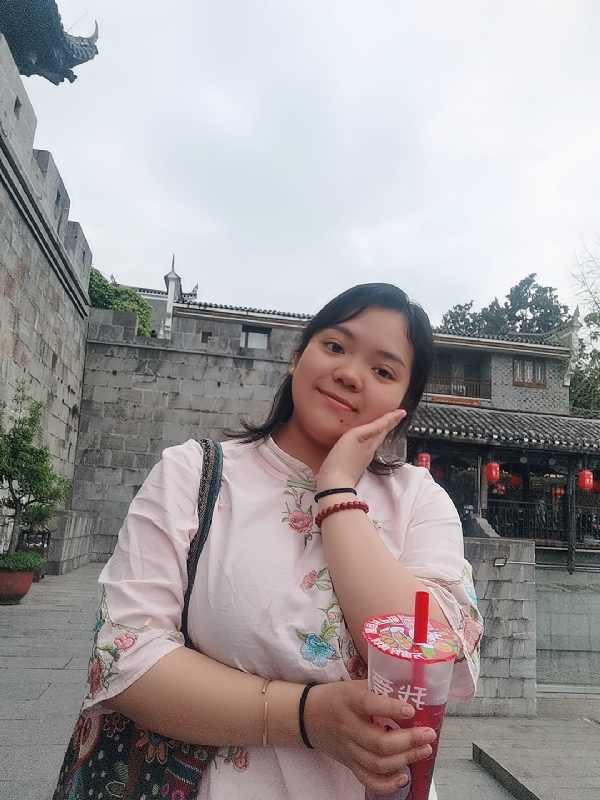敏兮小沫的第三张照片--桂林相亲服务中心