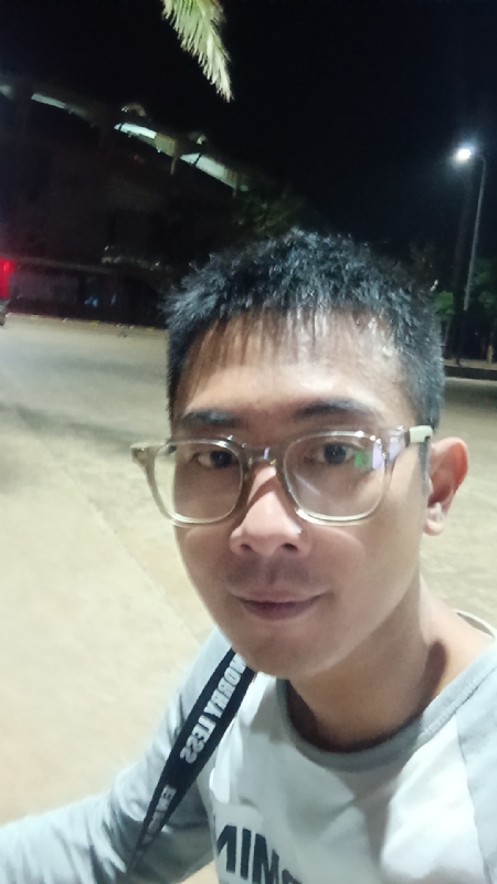 龙龙的第二张照片--桂林相亲服务中心