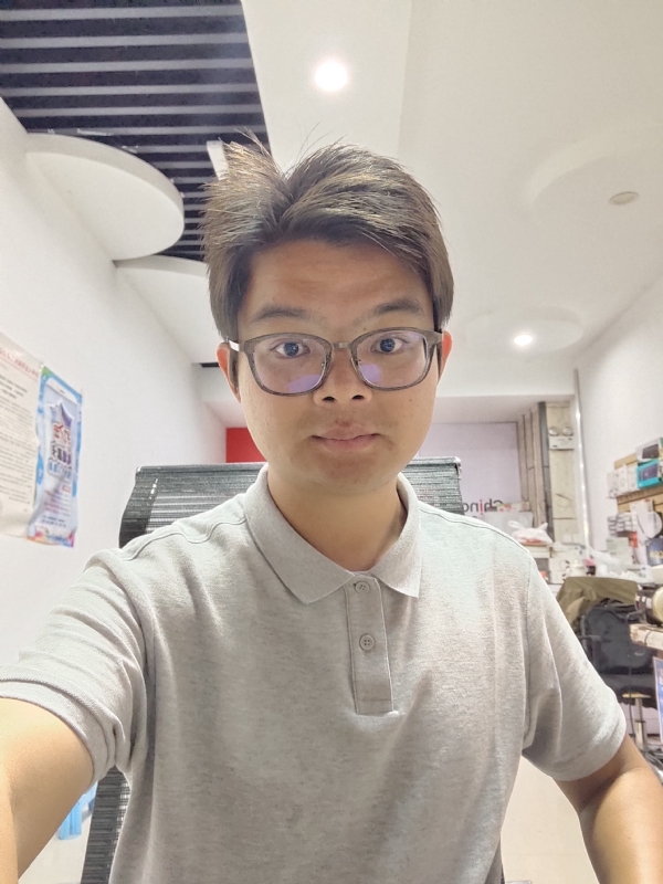 华兴通讯的第一张照片--桂林相亲服务中心